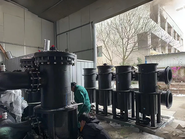 Multiple high-flow resin traps